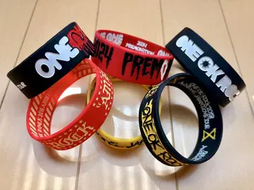 ONE OK ROCK 러버 밴드 6개 묶음 판매