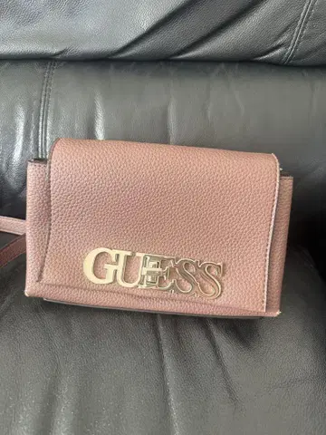 GUESS 숄더백