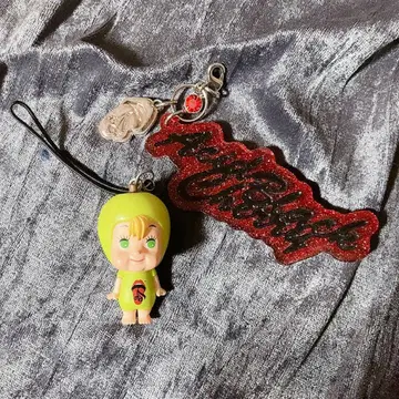 Acid Black Cherry 키링 & 오비츠 큐피 스트랩