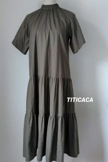 티티카카 론 티어드 롱 원피스 카키
