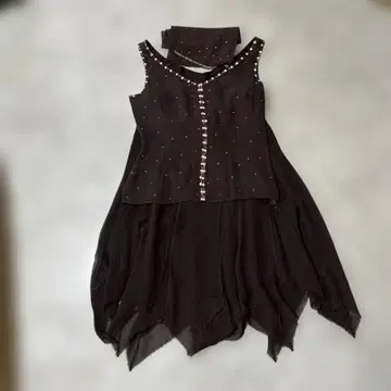 실크 100% 슬리브리스 비즈 장식 스카프 포함