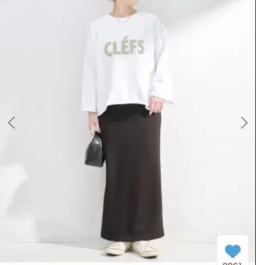 손세탁 가능 / 라메 사가 자수 7부 소매 풀오버