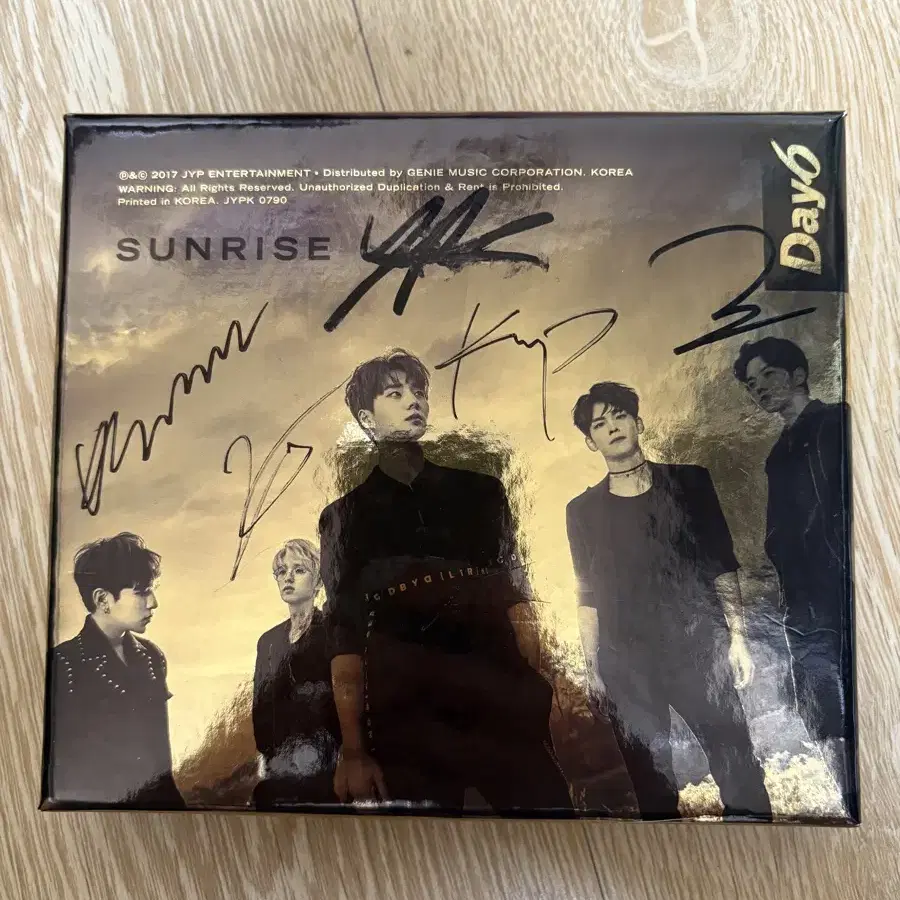 day6 サイン入りCD Daydream: 2nd Mini Album (全メンバーサイン入りCD) ＜限定盤