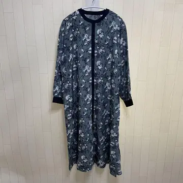 Zootie Des Sucettes 보타니컬 플라워 파이핑 원피스