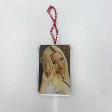 XG 마야 아크릴 키체인