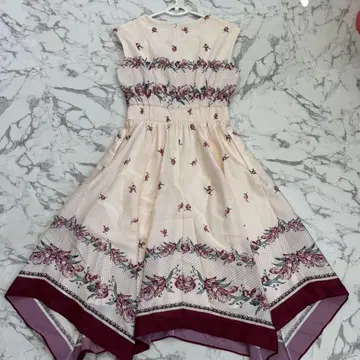 미사용 JILLSTUART 꽃무늬 슬리브리스 원피스