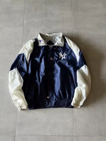 90's MLB New York Yankees nylon jacket