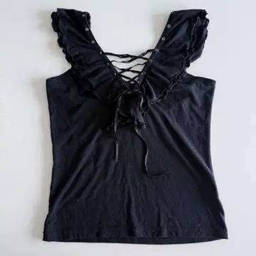 black ribbon lace tanktop