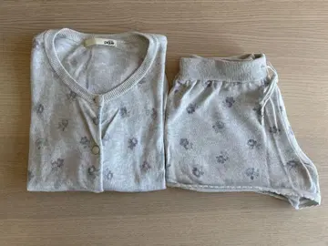 [ 새상품급 ] 젤라또피케 꽃무늬 가디건과 숏팬츠 세트