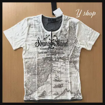 in the attic T 셔츠