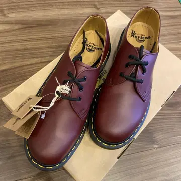 닥터마틴 3홀 체리 레드 26cm UK7