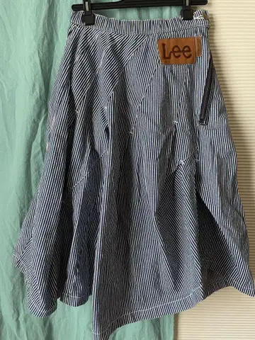 Lee 히코리 데님 비대칭 디자인 스커트