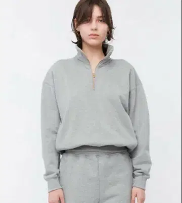Gajess 가제스 참 스웨트 셔츠 Charm Sweatshirt
