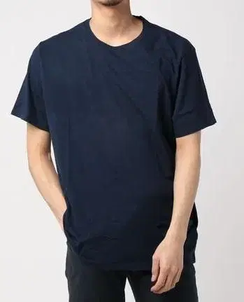 네이비 크루넥 T셔츠