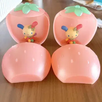 산리오 딸기 프렌즈 우사하나