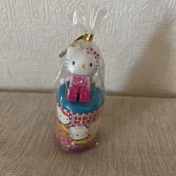 헬로키티 피규어 포함 캡슐