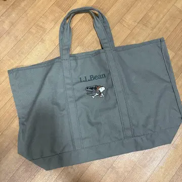 초레어 [미사용 새상품] llbean 스누피 공룡과학박람회 한정판 토트백
