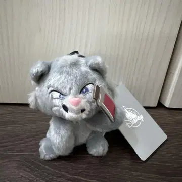 디즈니 스토어 이즈마 키티 봉제 인형 키링 키체인