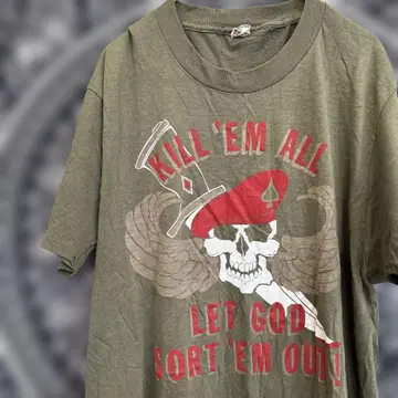KILL 'EM ALL 스컬 티셔츠 올리브 그린