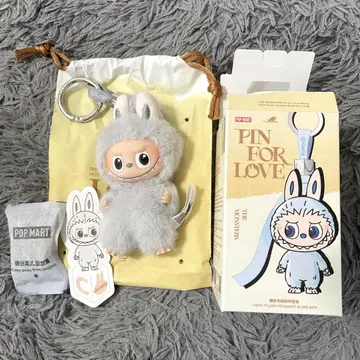 POPMART PIN FOR LOVE 봉제 인형 러브브 알파벳 C