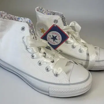 CONVERSE 화이트 하이컷 스니커즈