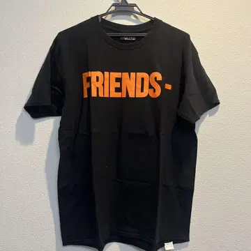 VLONE T셔츠