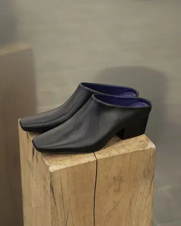 Squaretoe Leather Sabot todayful