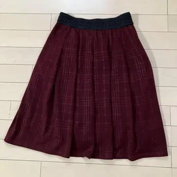 9.2 lune moire 플레어 스커트 크림슨 체크 S