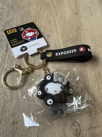 오사카 간사이 엑스포 산리오 블랙 미야쿠미야쿠 키링 헬로키티