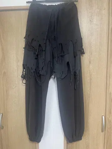 doublet phantom frayed sweat pants