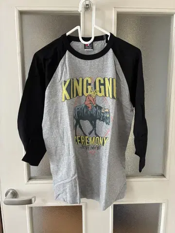 King Gnu 킹누 CEREMONY 래글런 티셔츠 그레이 블랙