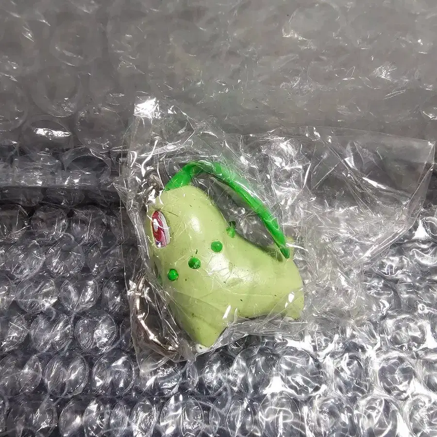 Vintage stationery Pokémon mini figure keyring, sealed