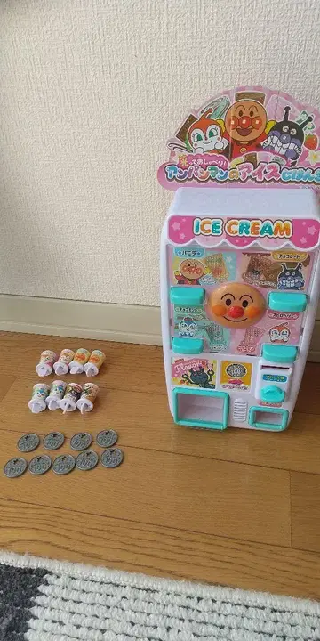 빛나고 말하는! 호빵맨 아이스 자판기