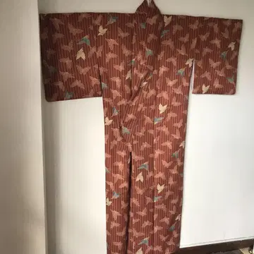 워셔블 기모노 나비 패턴