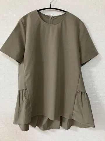 23구 페플럼 티셔츠