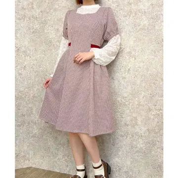 axes femme 하트 넥 깅엄 원피스