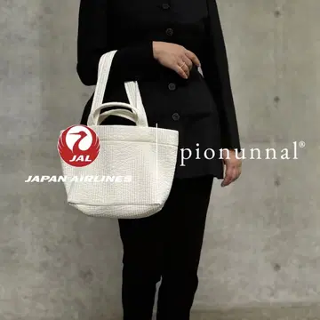 pionunnal x JAL VICTORIA
