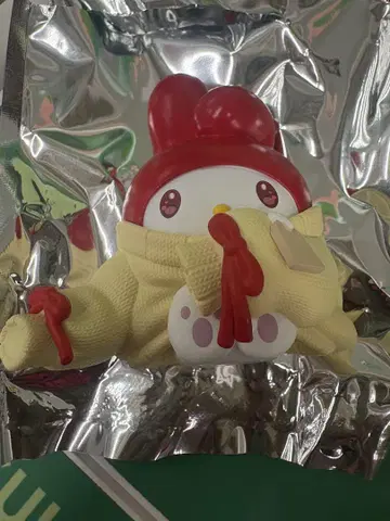 마이멜로디 옷 갈아입는 중 산리오