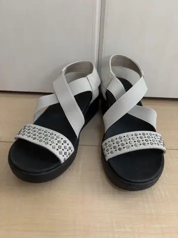 Skechers 샌들 25 통굽 웨지솔 큐빅