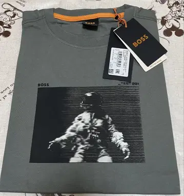 HUGO BOSS 미사용 새상품 남성용 신상 모델 t셔츠 M