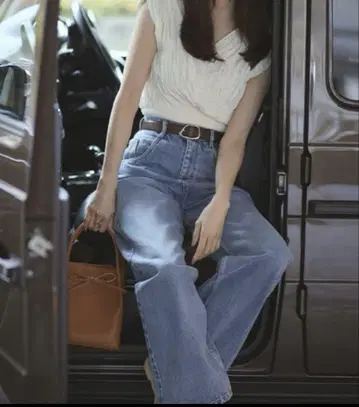 프레이 아이디 데님 하이 블리치 하이웨스트 와이드 실루엣