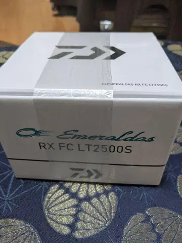 다이와 에메랄다스 RX FC LT2500S 미개봉 새상품