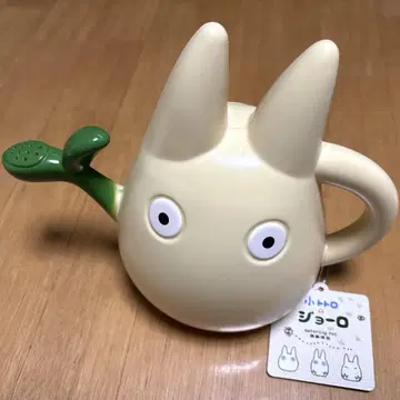 작은 토토로 물뿌리개