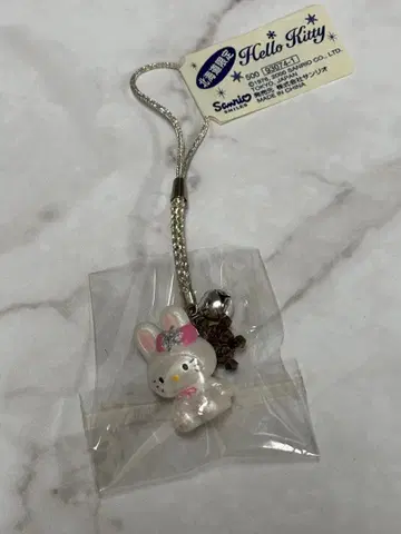 홋카이도 한정 2000년 산리오 헬로키티 눈토끼 스트랩