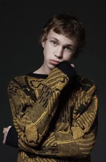 GR-Uniforma 19SS 니트 패치워크 스웨터