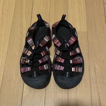 KEEN 아웃도어 샌들 24.5cm