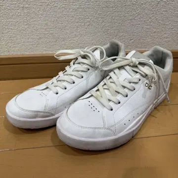 온 더 로저 화이트 25.5cm
