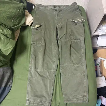 카고 팬츠 올리브 그린 사이즈 84C