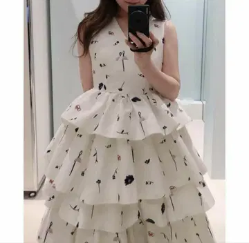 Bibiy B. BLOOMY DRESS