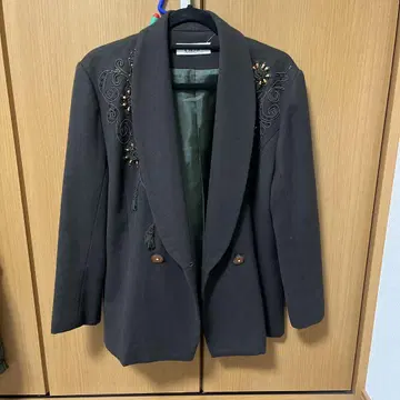 테일러드 자켓